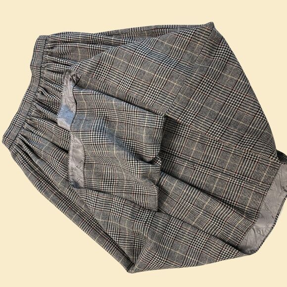 1970s houndstooth skirt, size 10 Dimension V ankle-length poly/wool maxi skirt - Picture 4 of 9
